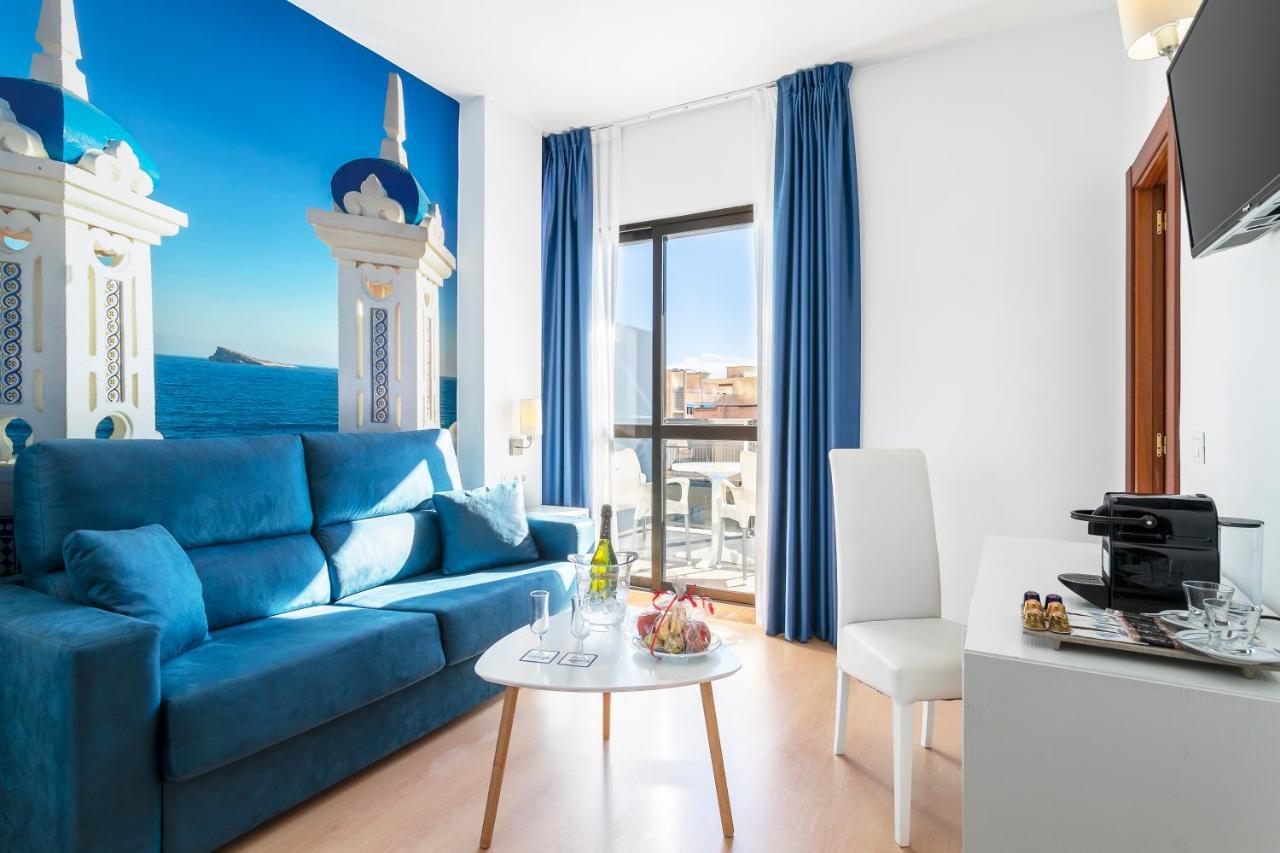 Hotel Avenida Benidorm Bagian luar foto