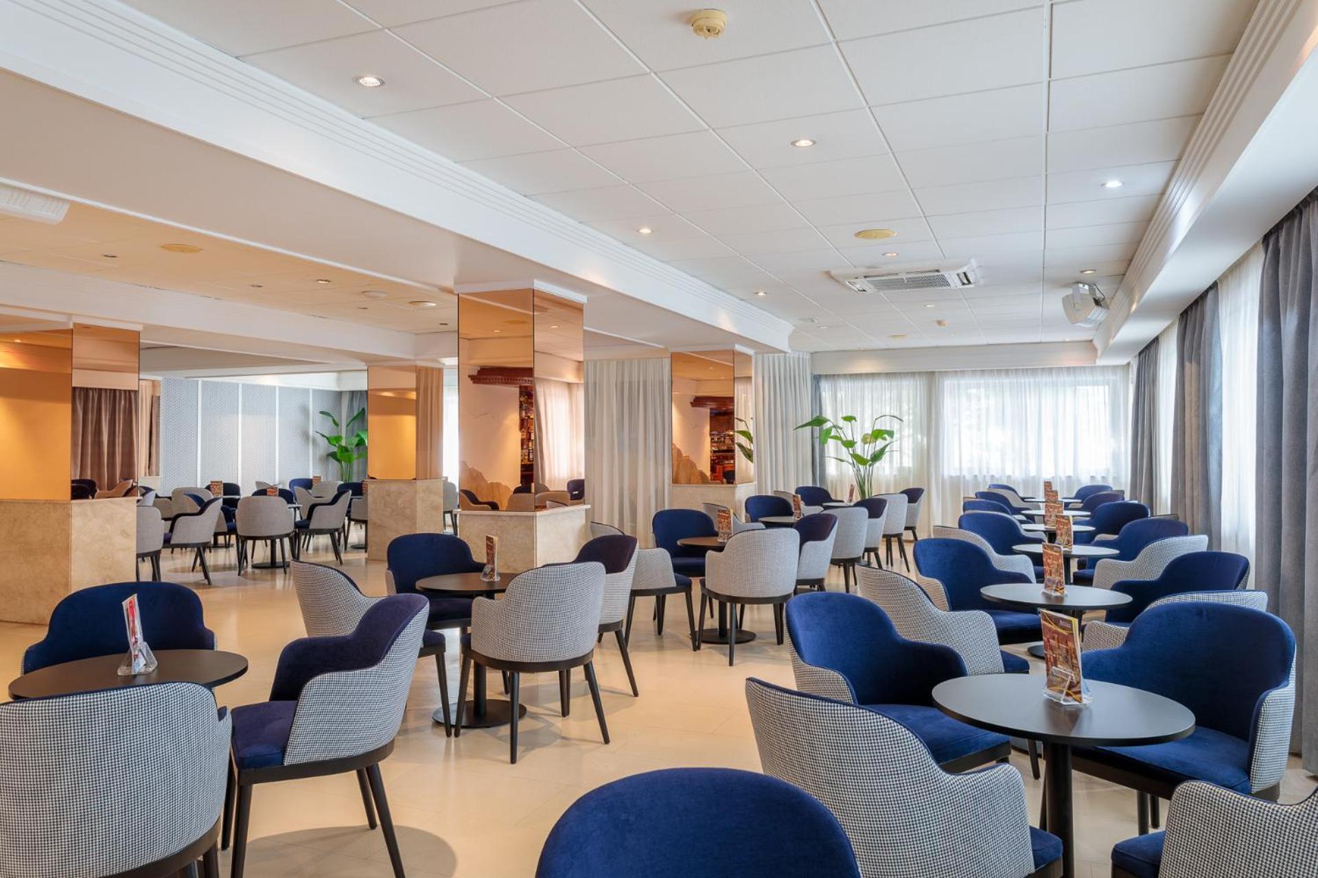 Hotel Avenida Benidorm Bagian luar foto