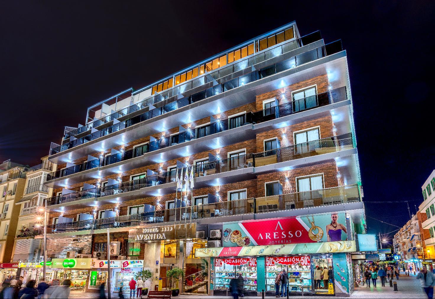 Hotel Avenida Benidorm Bagian luar foto