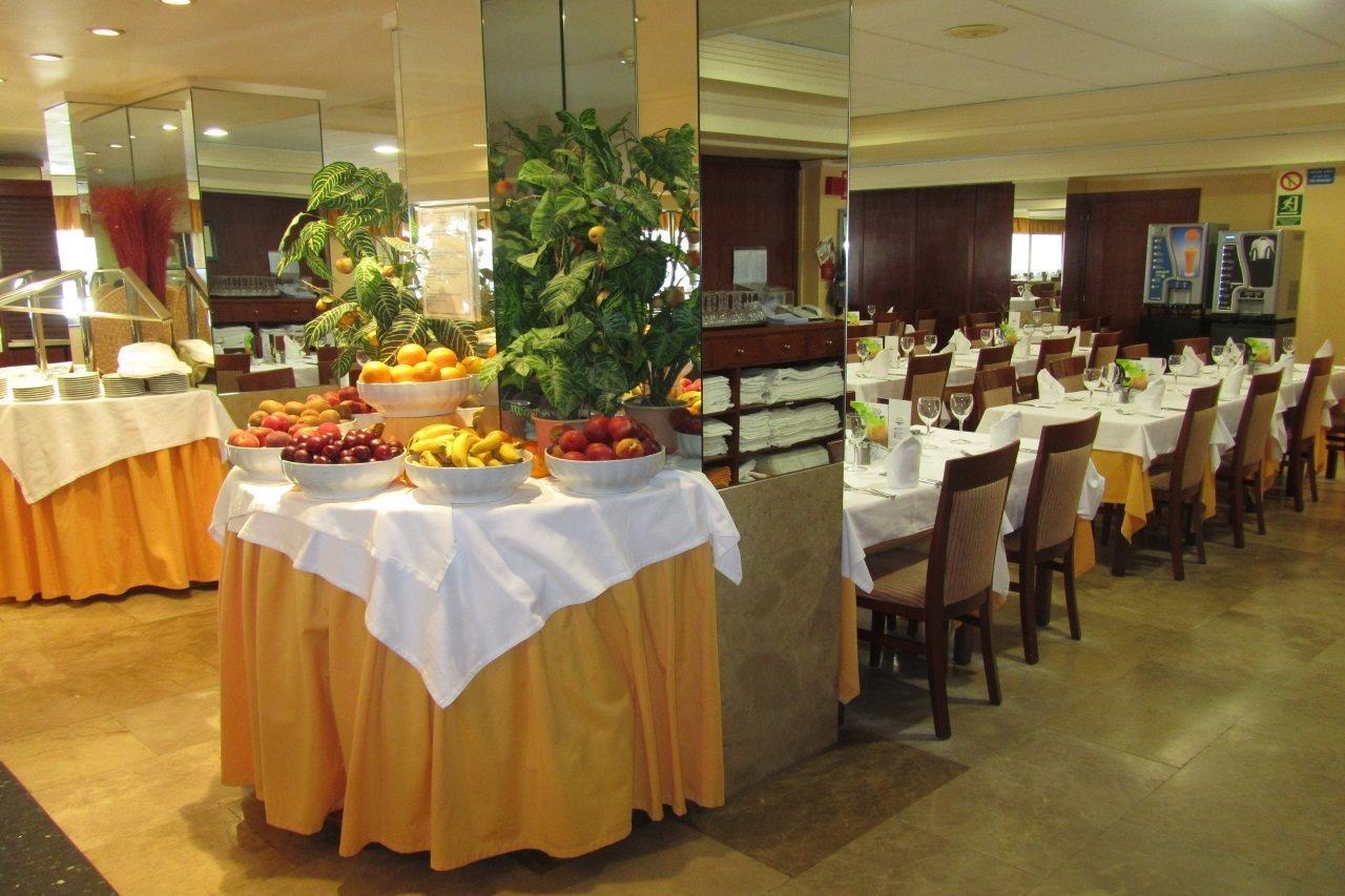Hotel Avenida Benidorm Bagian luar foto