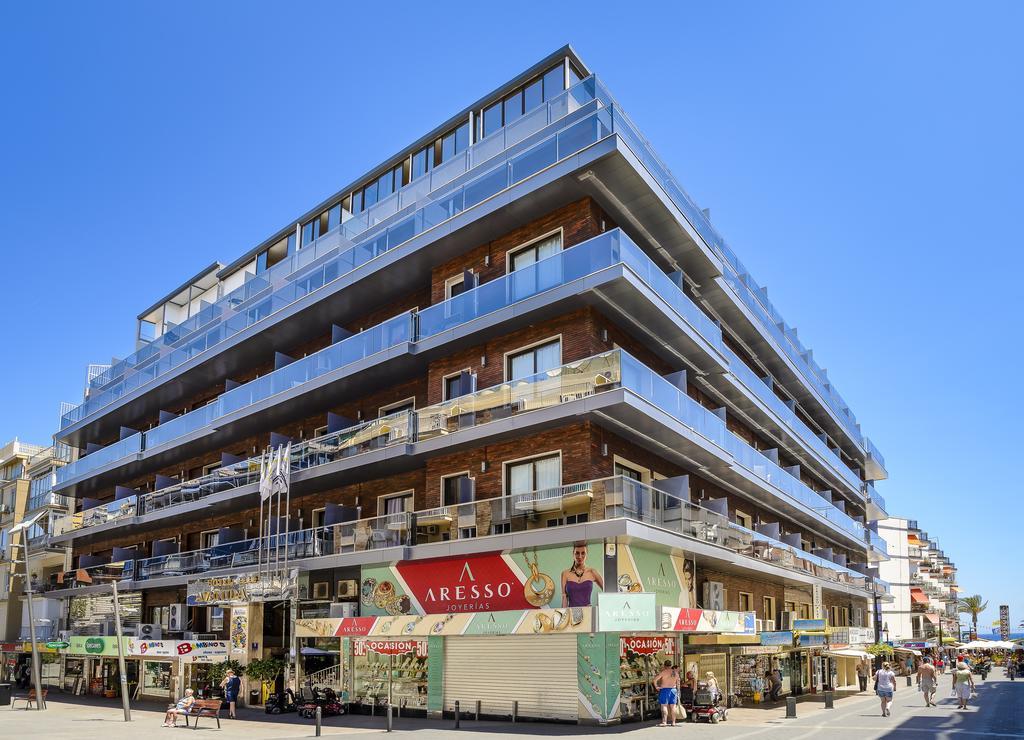 Hotel Avenida Benidorm Bagian luar foto