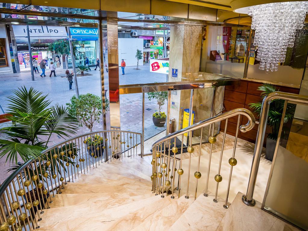 Hotel Avenida Benidorm Bagian luar foto