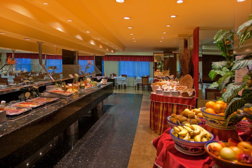 Hotel Avenida Benidorm Bagian luar foto